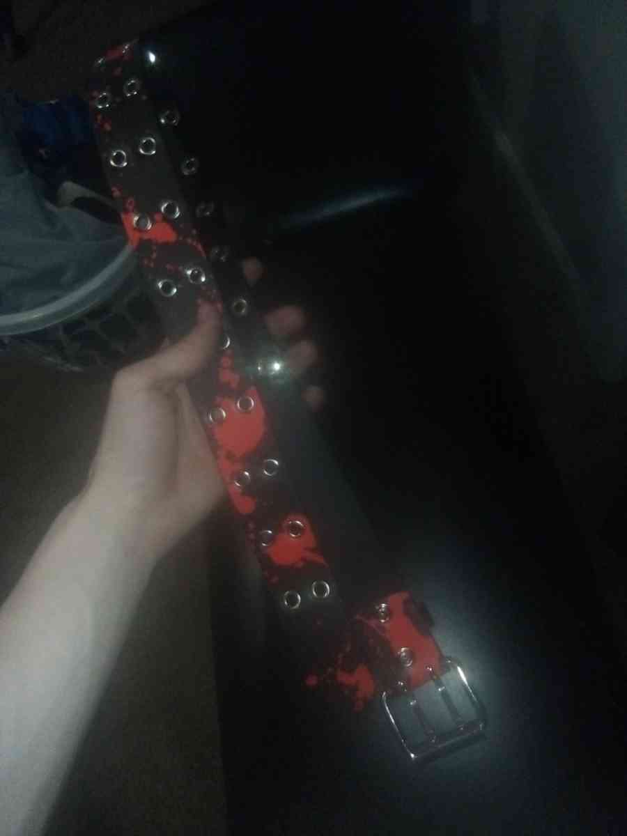 brand new small sized Zumiezs bloodstain belt