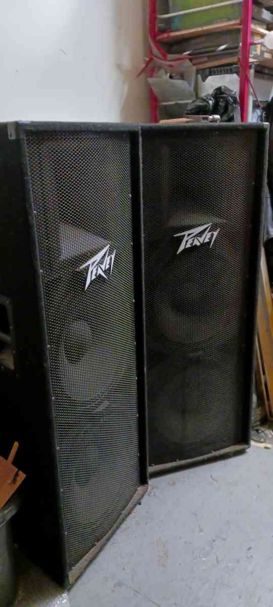 Peavey Speakers
