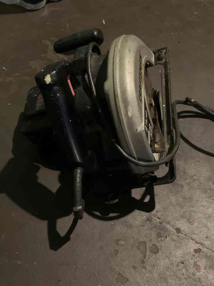 Craftsman circular saw  7 and 1 4th 120v