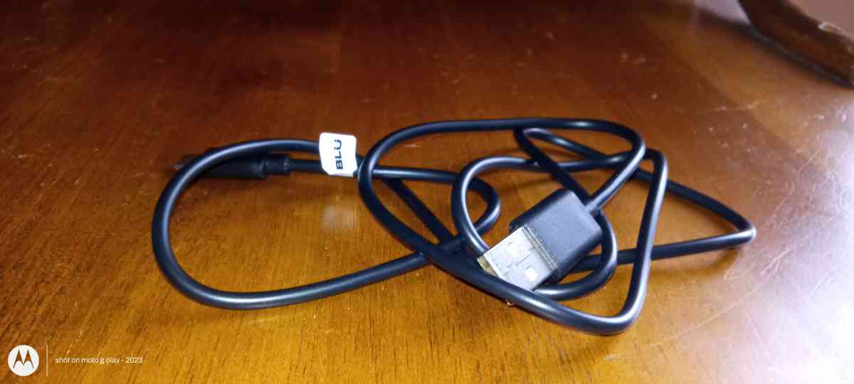 Blu Brand G33 Cellphone