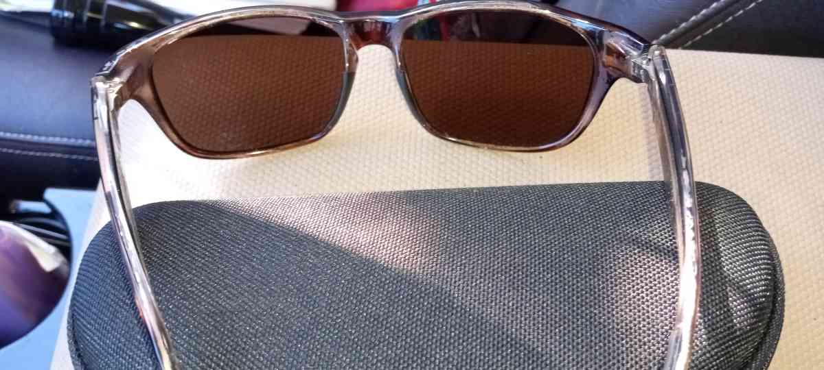 the sunglasses Maui Jim
