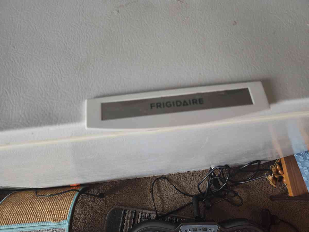 freezer for sale 35 bucks