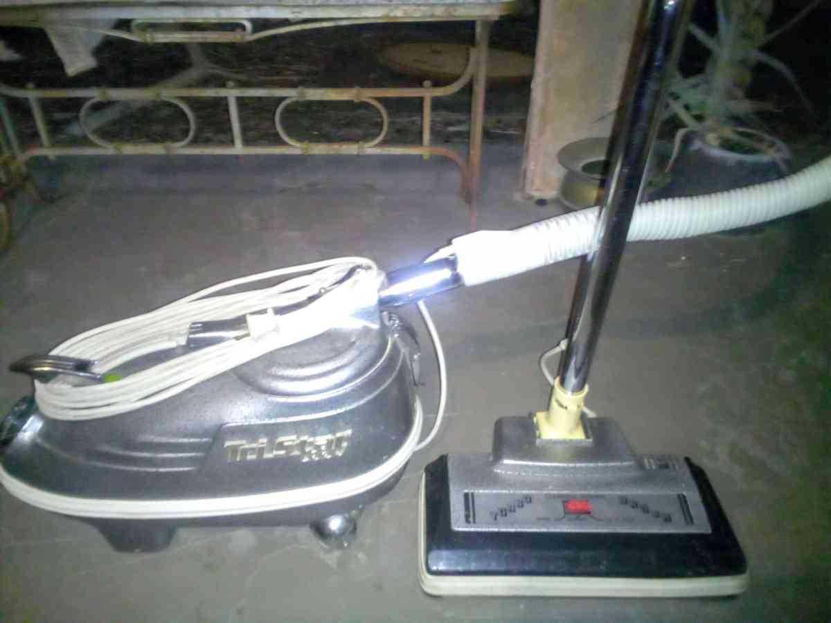 TriStar DXL vacuum from 70s