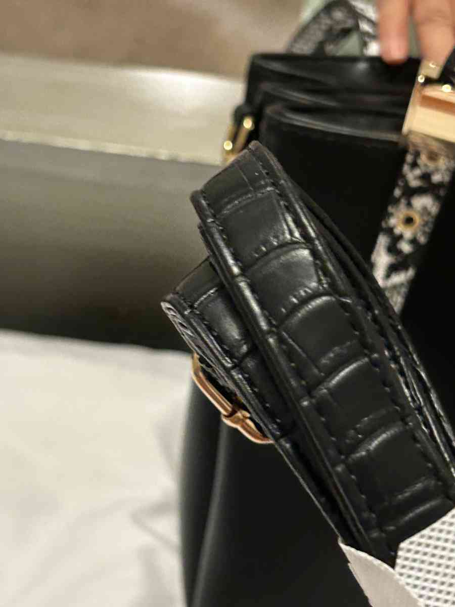 ESBEDA Black Handbag