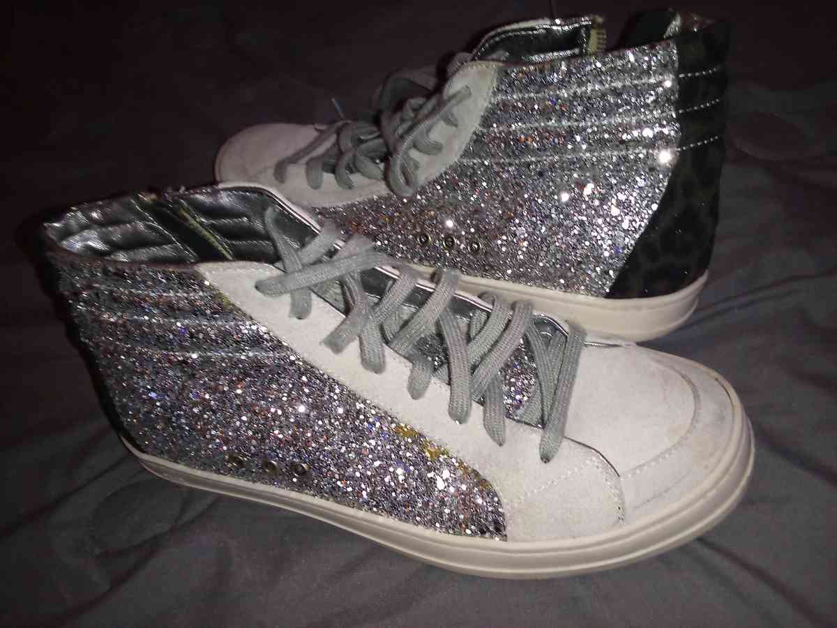 P448 girls skate shoes