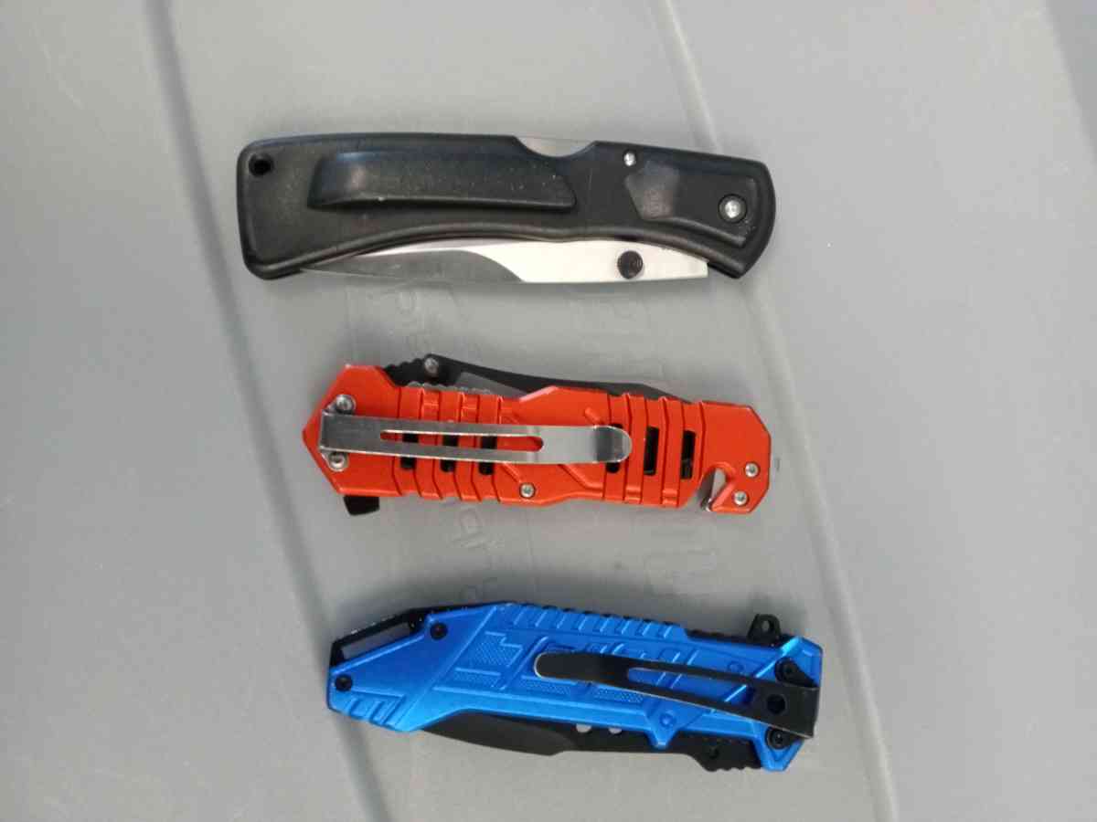 the 3 knives for campy and first aid new
