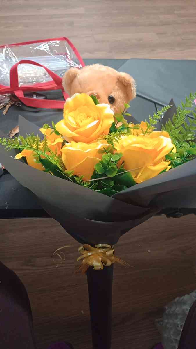 ramo rosas artificiales