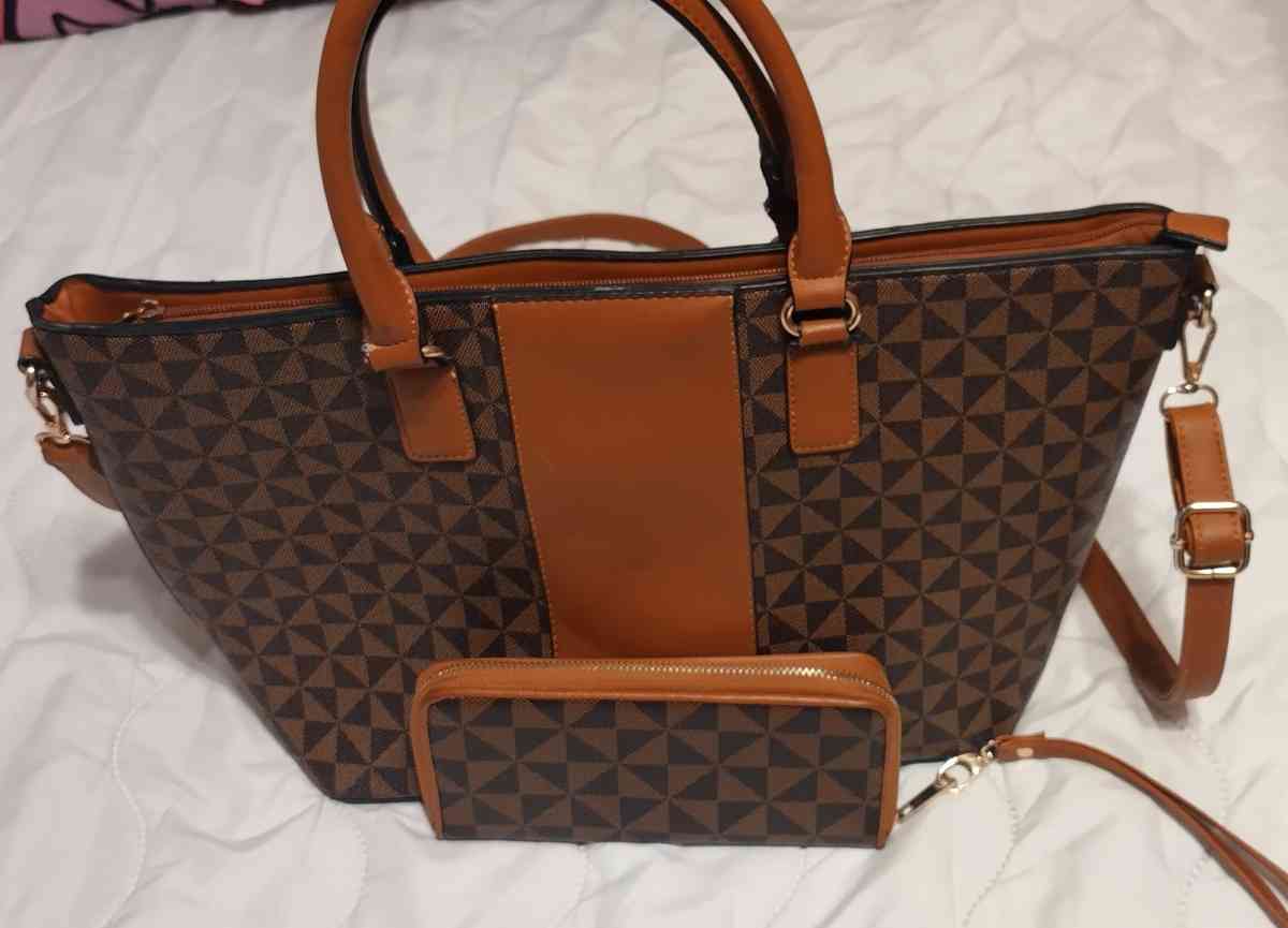 Polynesian tribal purse