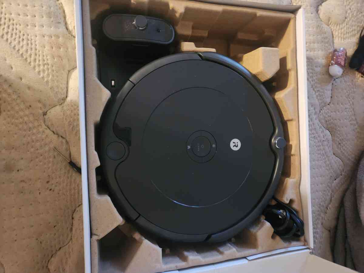 roomba vacuum robot