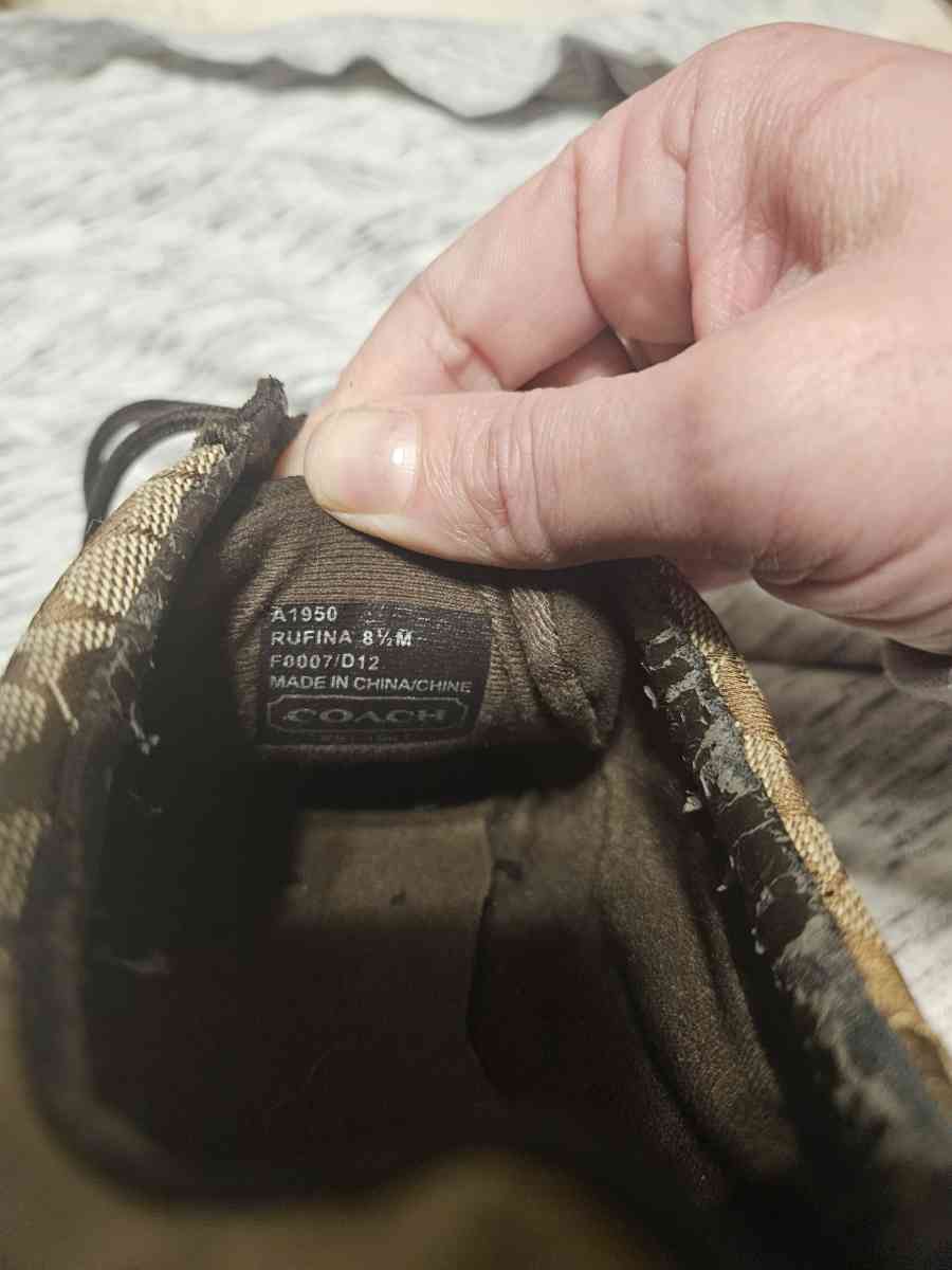 Coach womens size 10 shoes