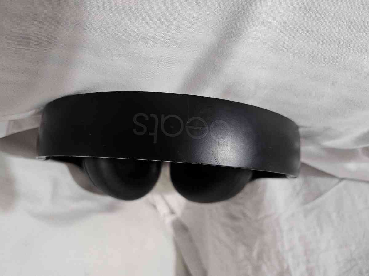 beats wireless studio 3 headphones