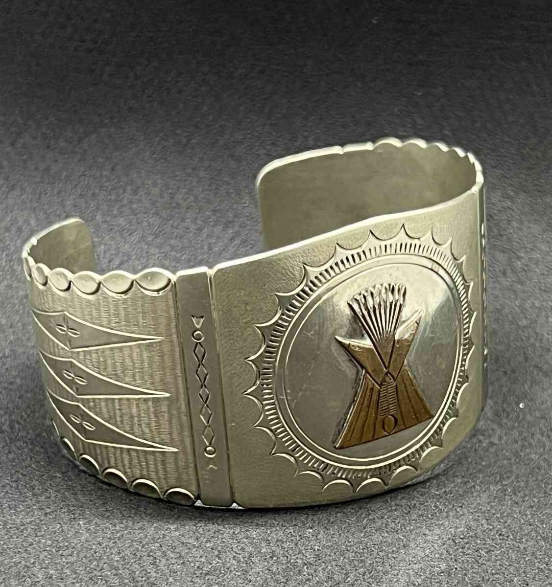 Collectable Old  Authentic Eygptian Sliver Plated Bangle