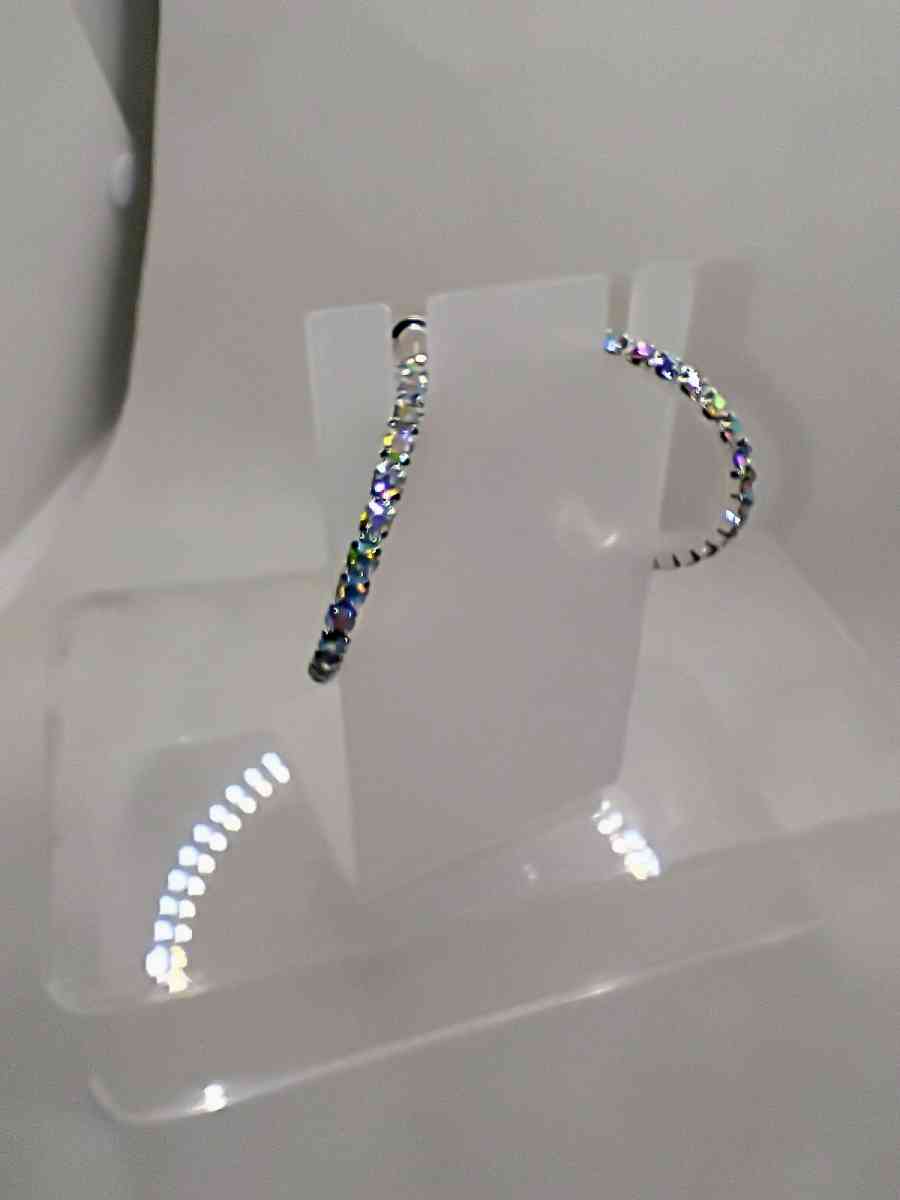 Rhinestone bracelet and earrings sey