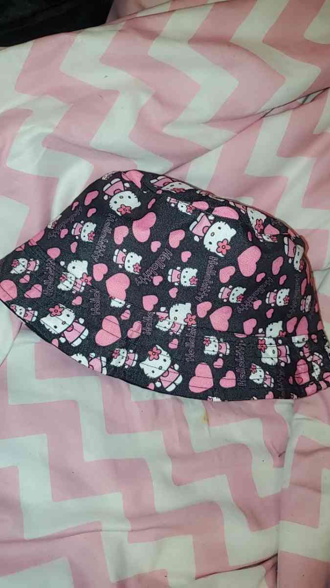 hellokitty stuff y2k