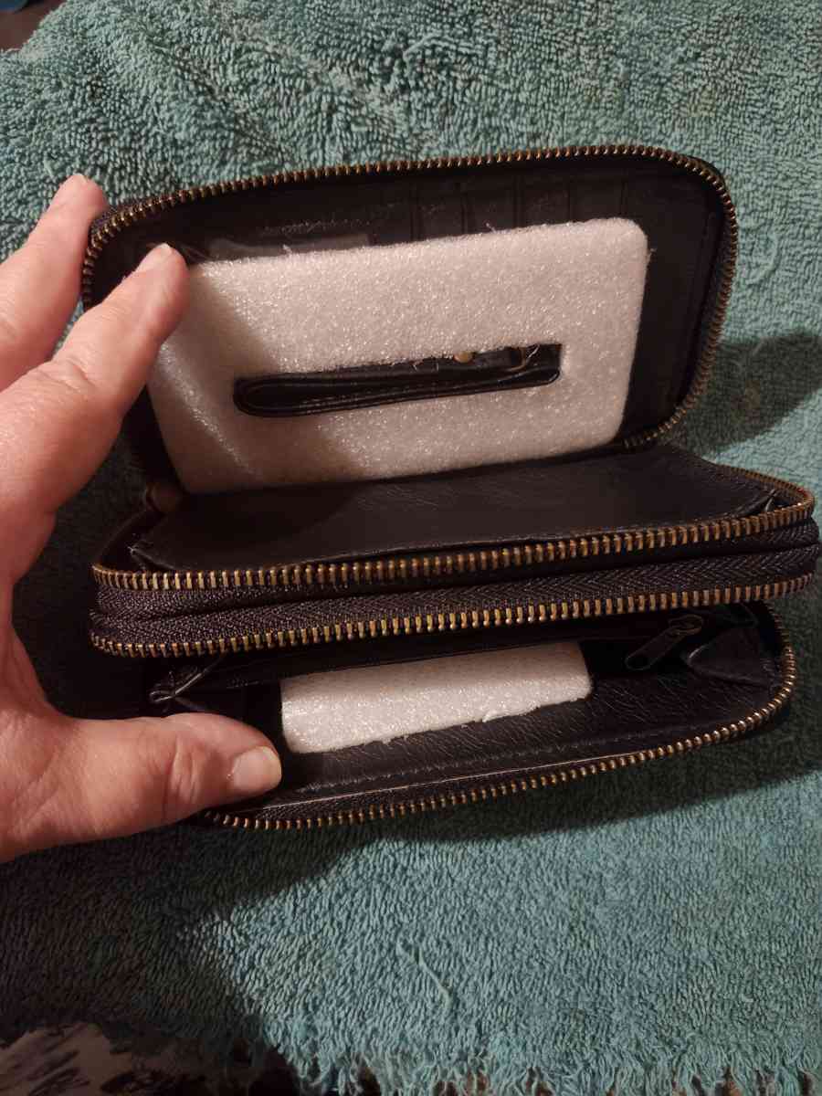 Black wallet