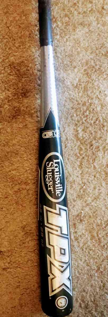 TPX Louisville Slugger Baseball bat
