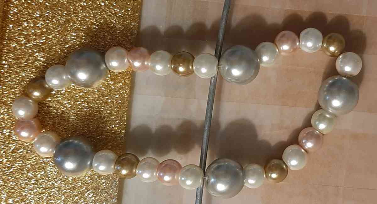 Faux Pearl Bracelet