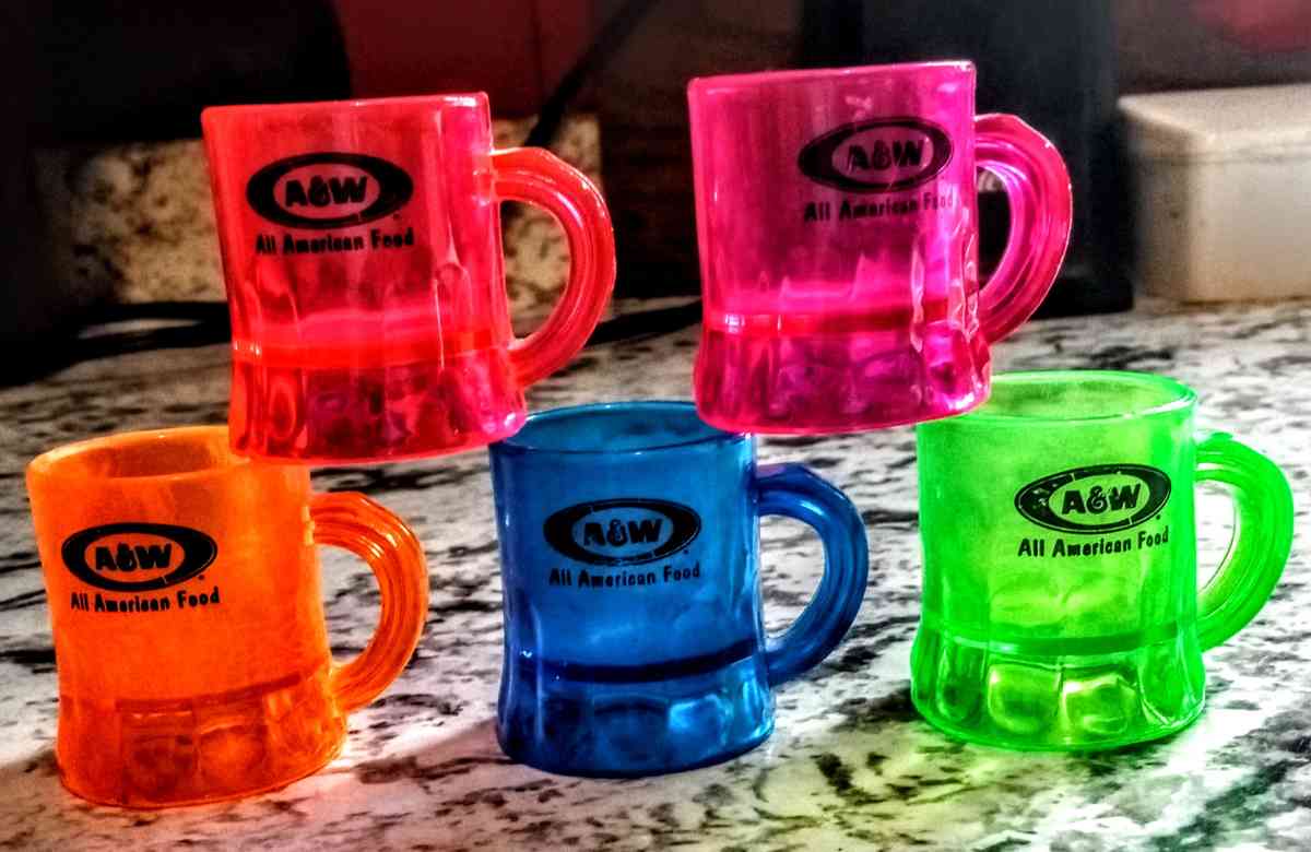 5 A and W All American Food Colorful Mini Mugs
