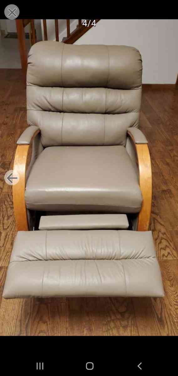 Recliner Chair