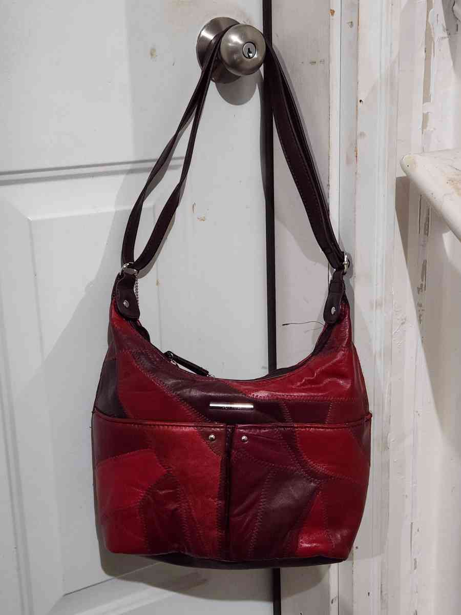 NEW Women Handbag Purse   Moving Sale