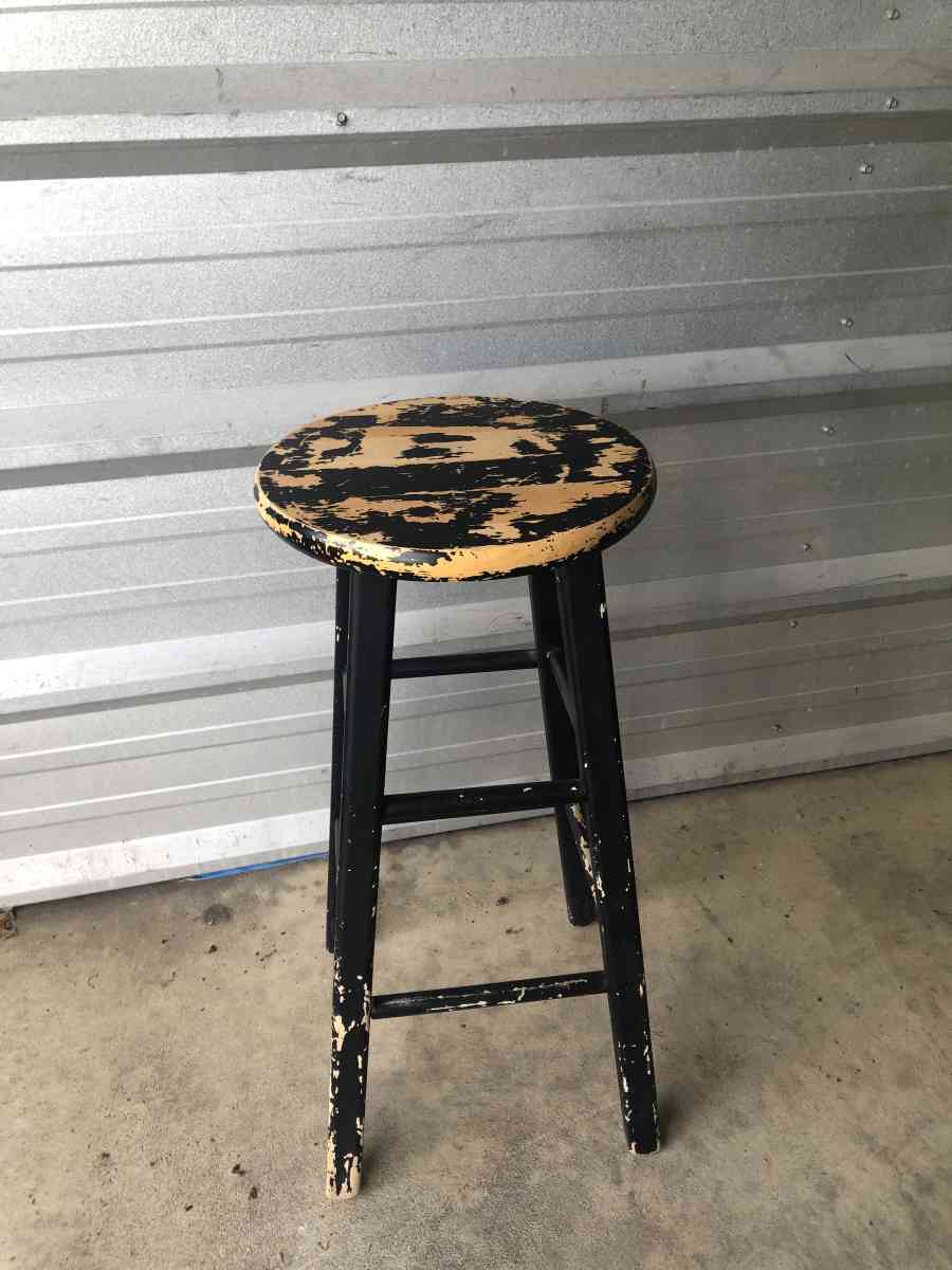 Stool 28