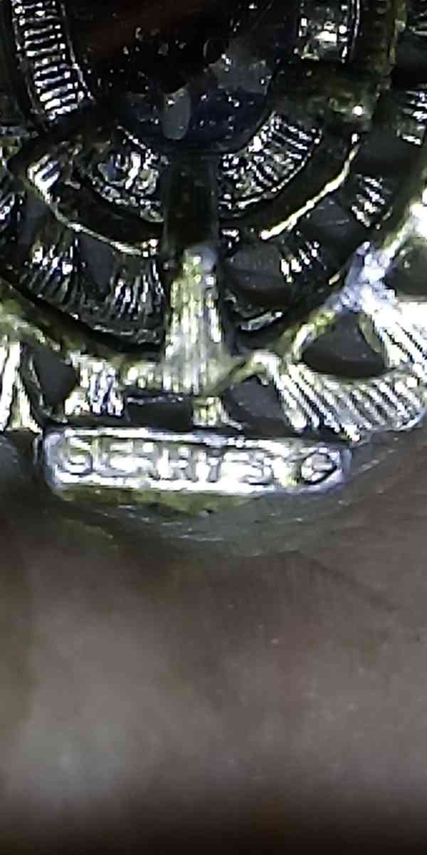 vintage broach with tigers eye glass pendant