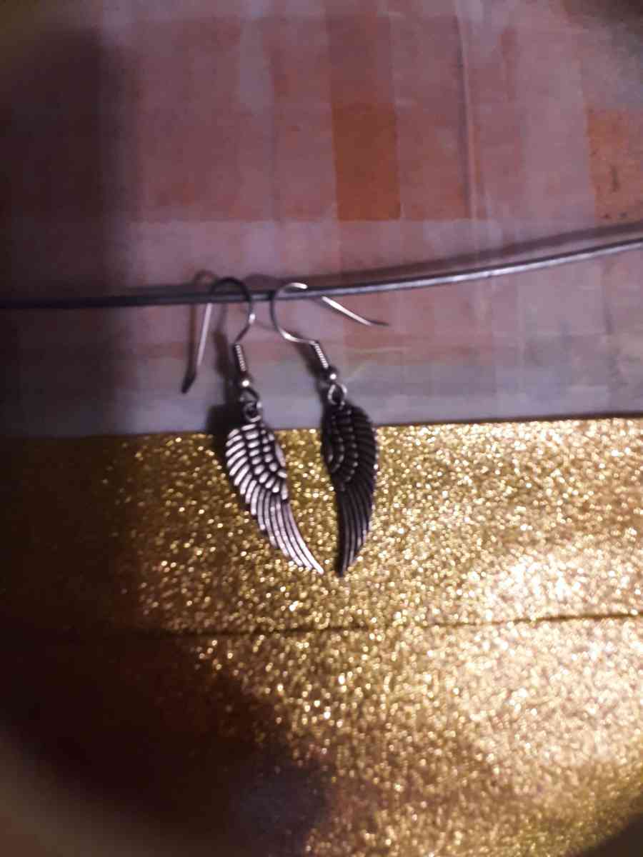Silver Feather Earrings