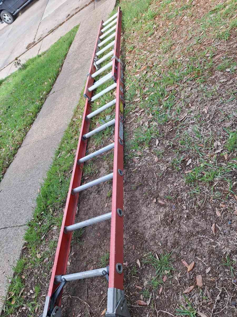 ladder Escalera 16ft