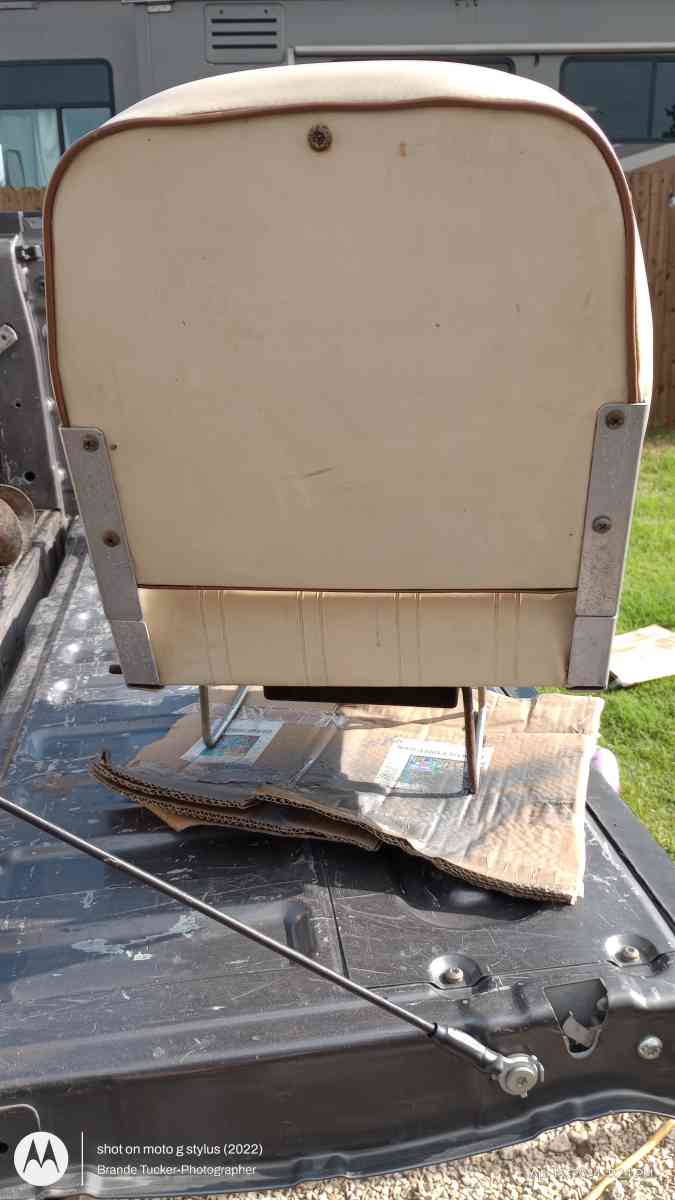 Vintage Tan and Dark Brown Bass Fishing Boat Seat