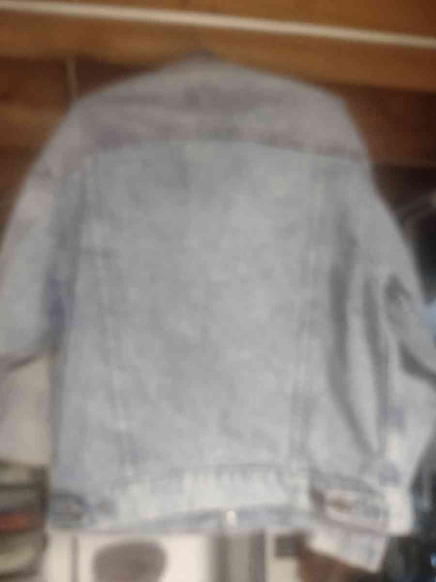 Levis jean jacket large size little e 80s no fraying