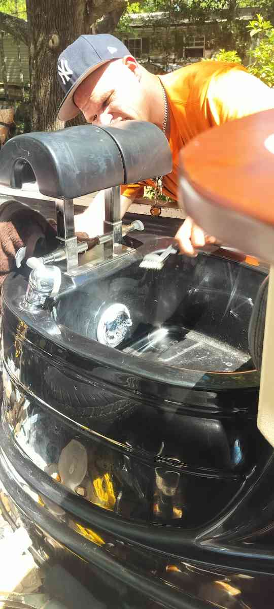 Pacific MX hypeless Petty Manny massaging spa