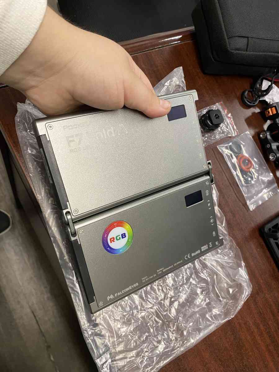 f7 Fold RGB Led Light