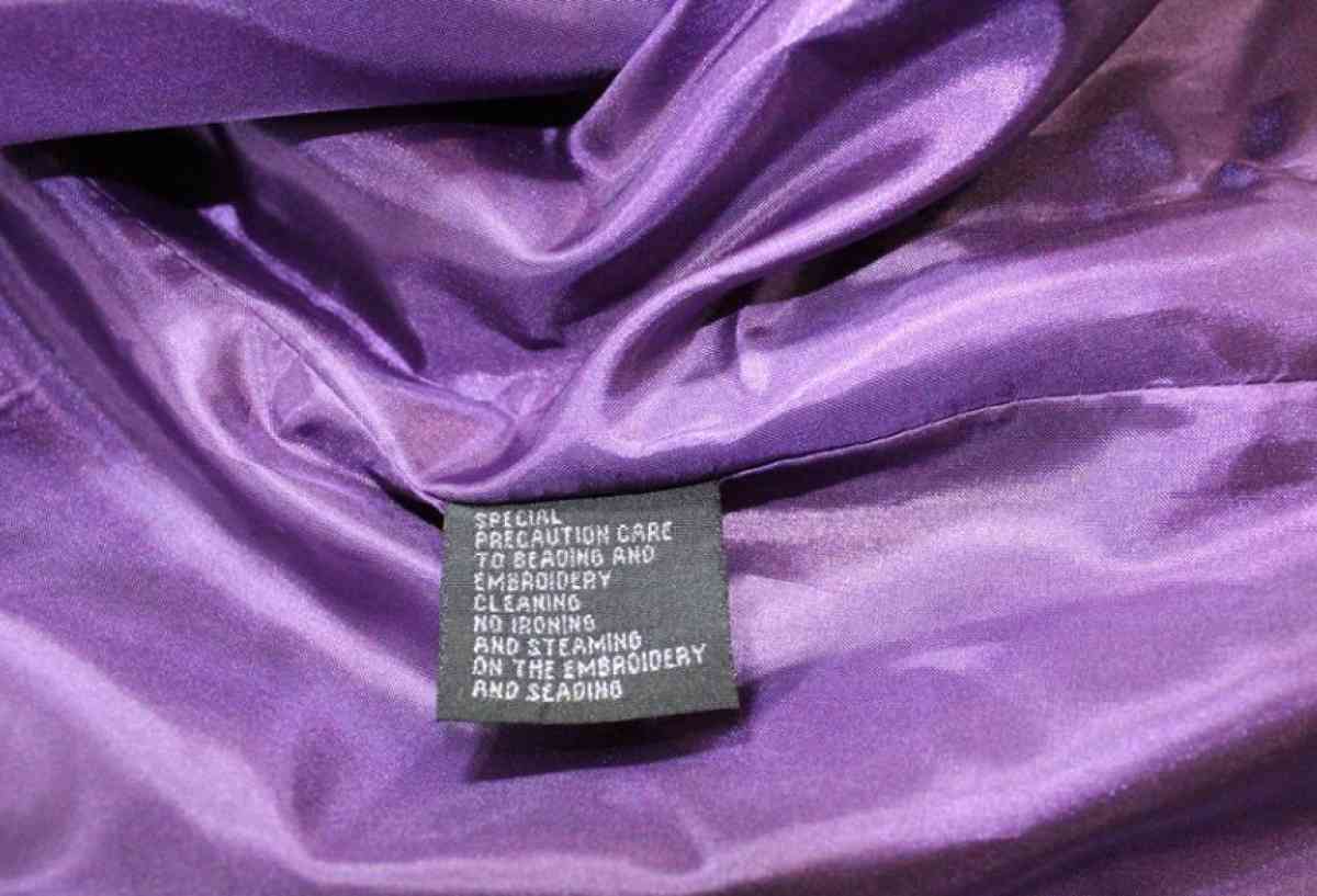 Terramina Collection New York Robe Size 24