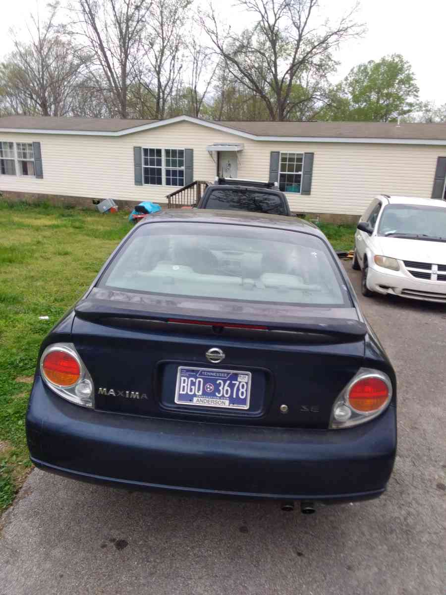 2002 Nissan Maxima special edition