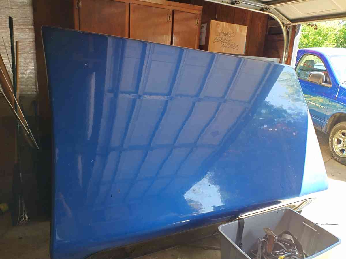 LEER Long bed camper shell