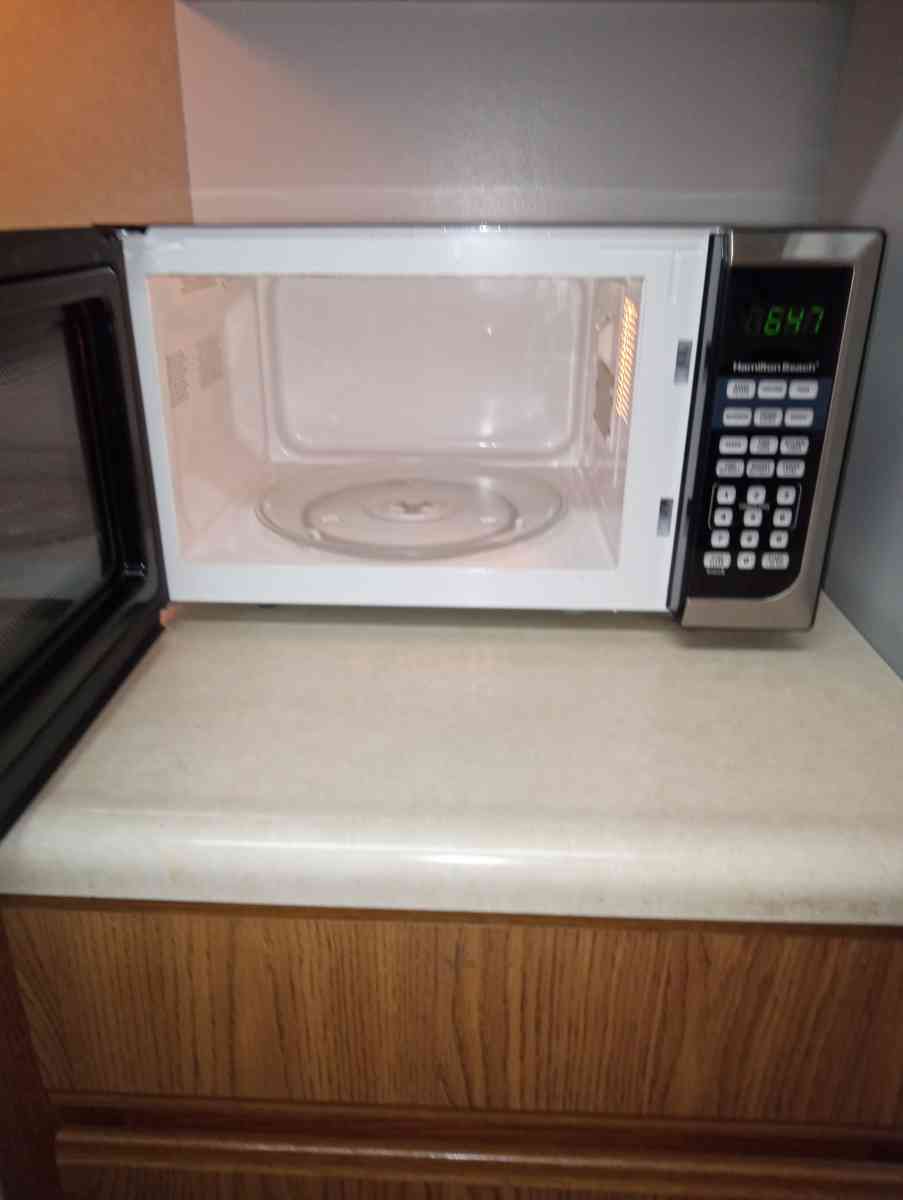 Hamilton Beach Microwave