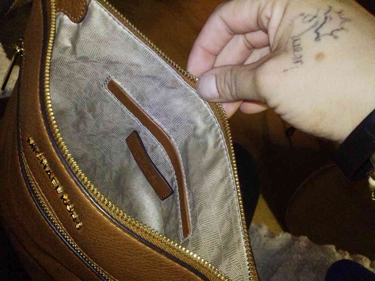 3 Michael kors purses