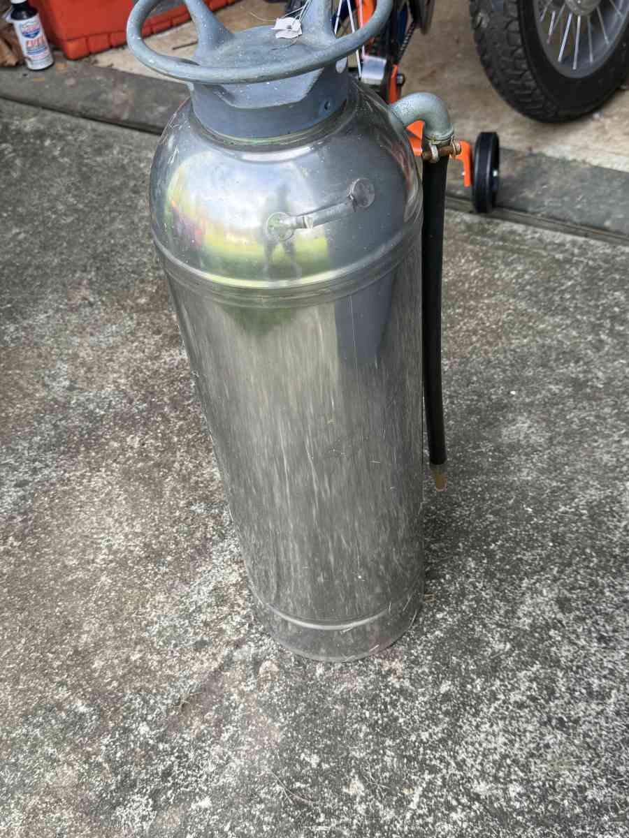 1943 Pyrene Fire Extinguisher