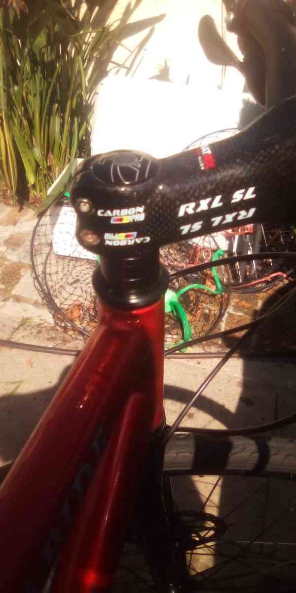 Windsor cabron fiber and aluminum bike  and speed got 8 gear