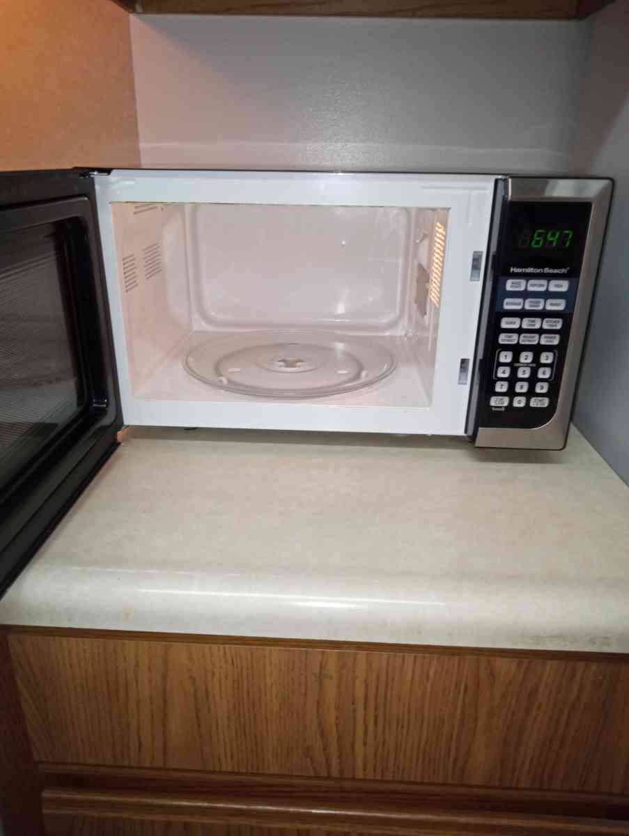 Hamilton Beach Microwave