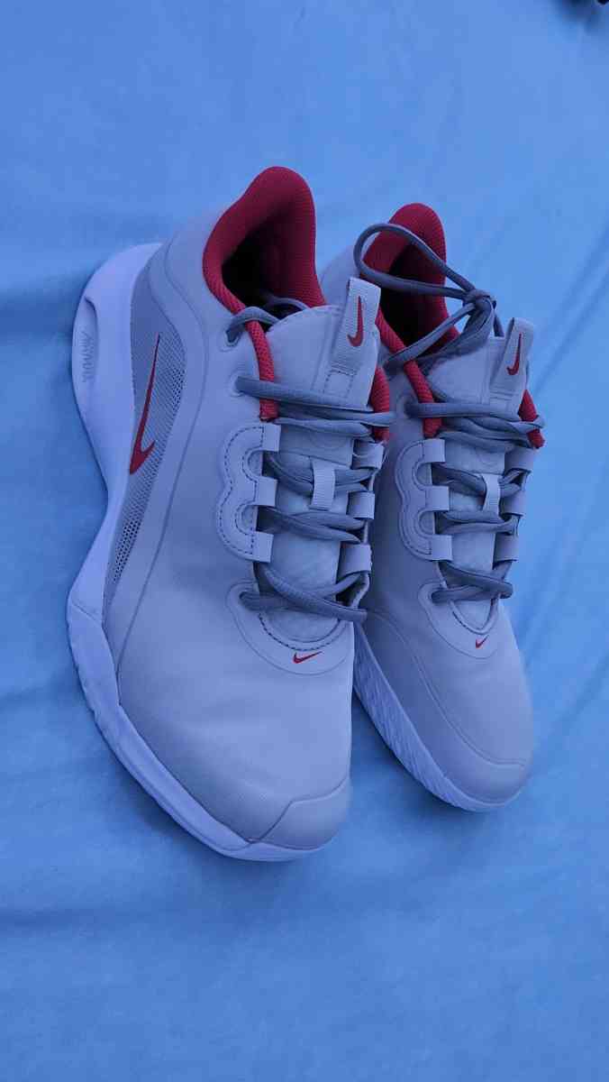 NIKE AIR MAX  SHOES  FOR  MENS SIZE  11