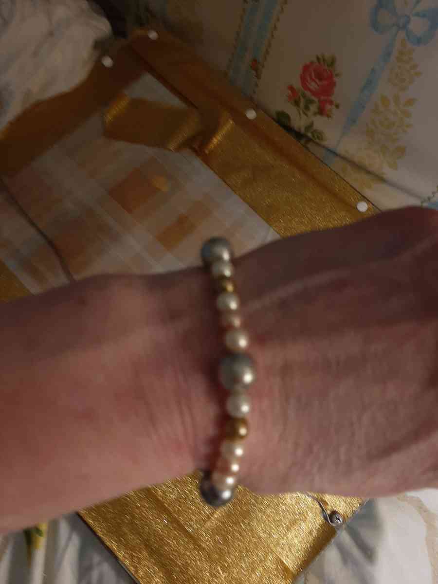 Faux Pearl Bracelet