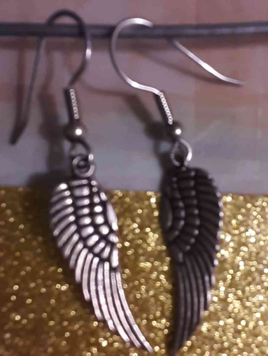 Silver Feather Earrings