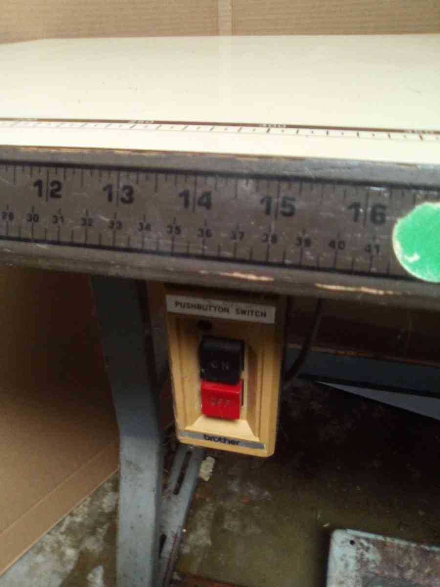 Industrial single needle sewing machine