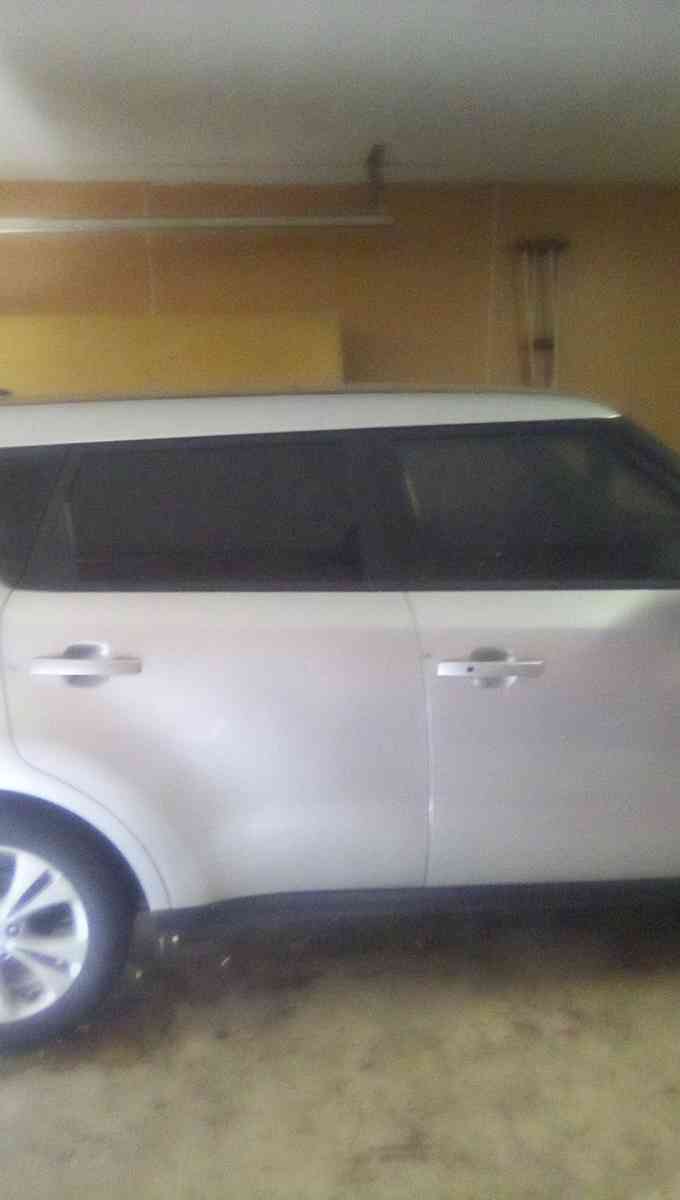 2014 Kia soul NO ENGINE