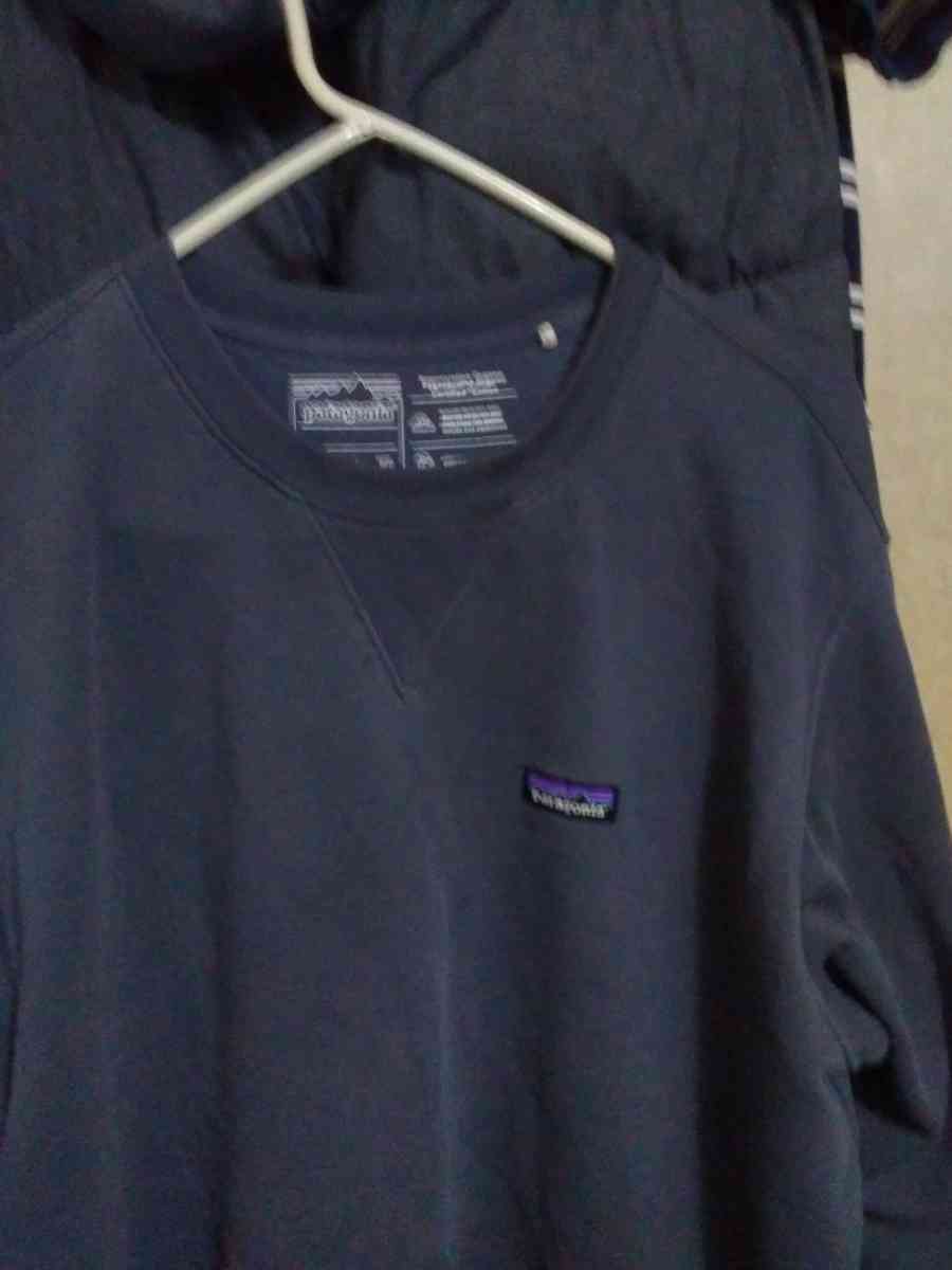 mens extra large Patagonia sweater