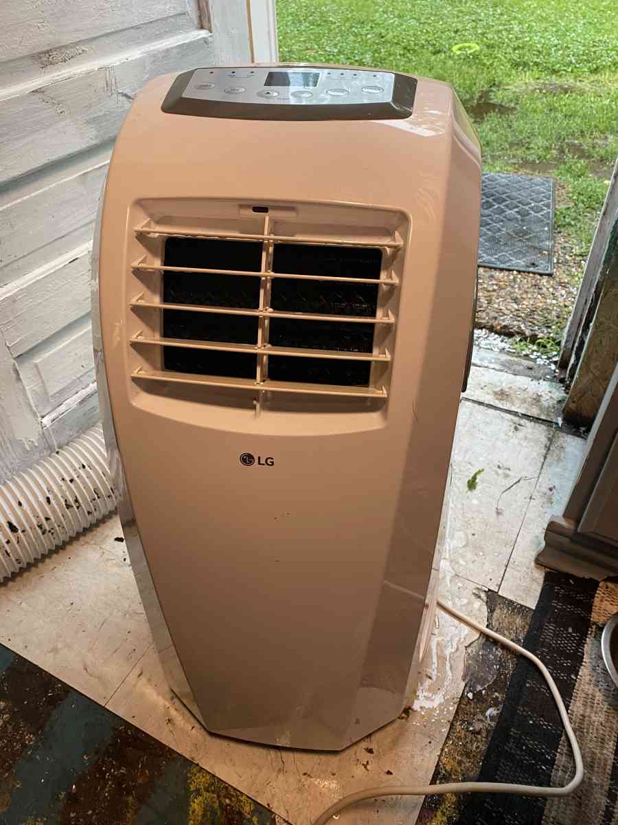 LG portable air conditioner 10000 BTU
