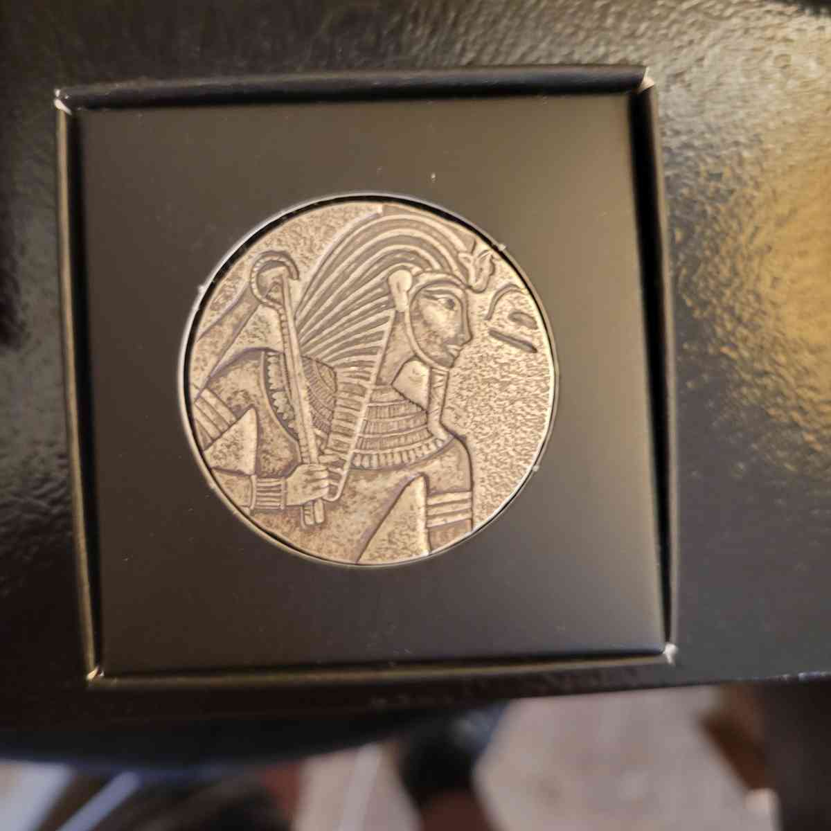 5 oz Egyptian series king tutt 999 silver coin