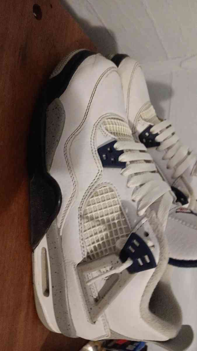 jordan 4 nevis size 7
