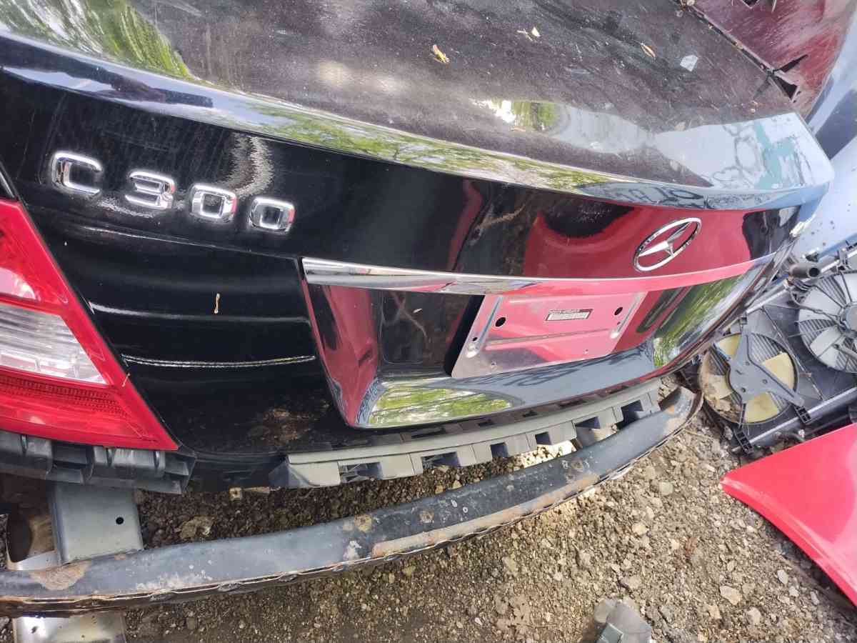 auto spare parts piezas de carros